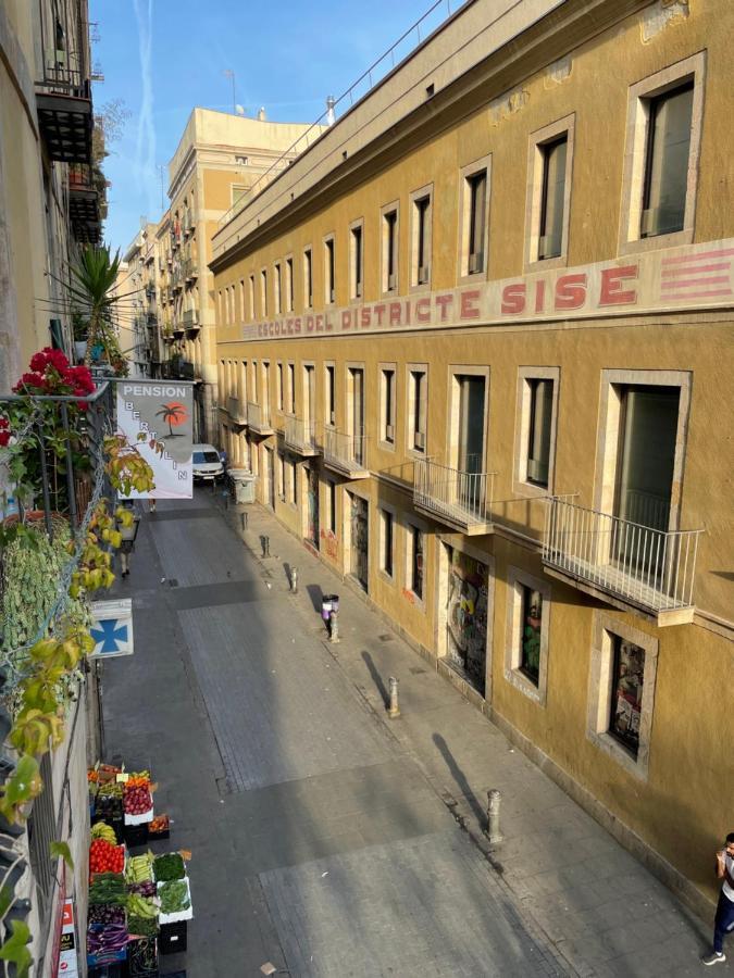 Pension Bertolin バルセロナ エクステリア 写真
